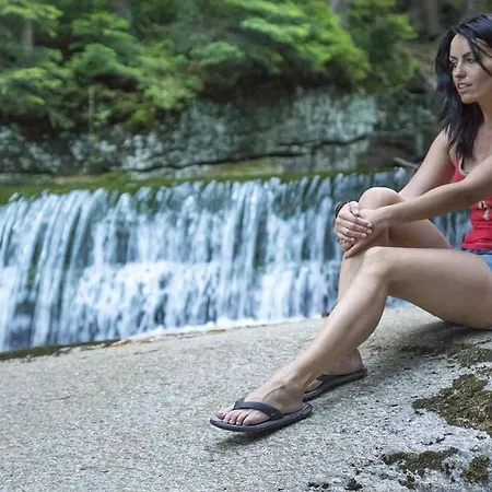 Nefryt - Lodowka I Czajnik W Pokoju, Dwa Aneksy Kuchenne Ogolnodostepne, Duzy Parking