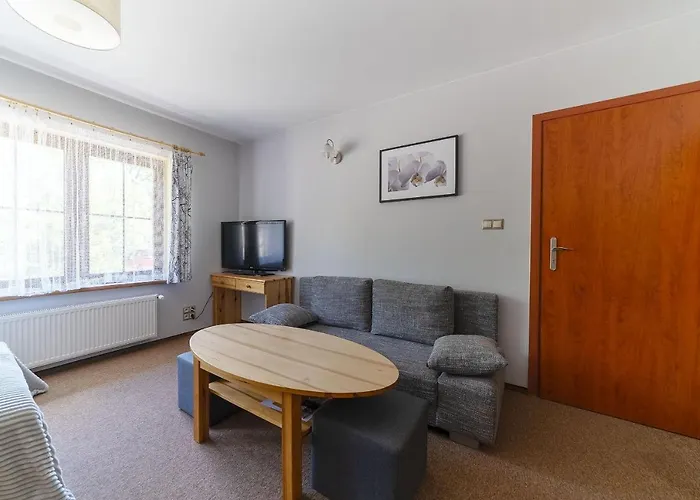 Nefryt - Lodowka I Czajnik W Pokoju, Dwa Aneksy Kuchenne Ogolnodostepne, Duzy Parking Resort