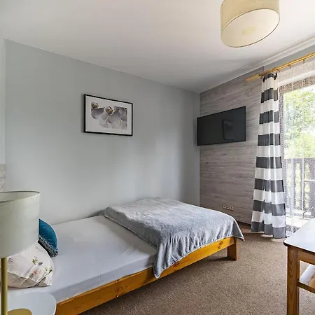 Feriested Nefryt - 600 M Od Pkp, Duzy Parking, Lodowka, Czajnik, Balkon, *