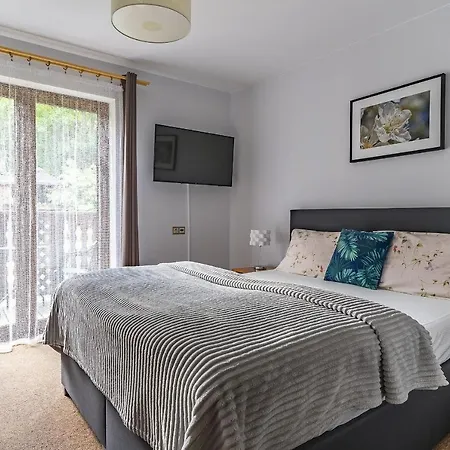 Resort Nefryt - Lodowka I Czajnik W Pokoju, Dwa Aneksy Kuchenne Ogolnodostepne, Duzy Parking