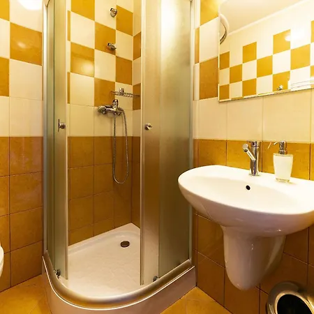 Nefryt - 600 M Od Pkp, Duzy Parking, Lodowka, Czajnik, Balkon, Feriested Karpacz