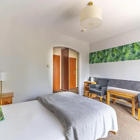 Resort Nefryt - Lodowka I Czajnik W Pokoju, Dwa Aneksy Kuchenne Ogolnodostepne, Duzy Parking