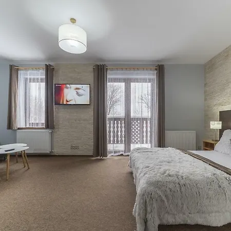 Resort Nefryt - Lodowka I Czajnik W Pokoju, Dwa Aneksy Kuchenne Ogolnodostepne, Duzy Parking Karpacz