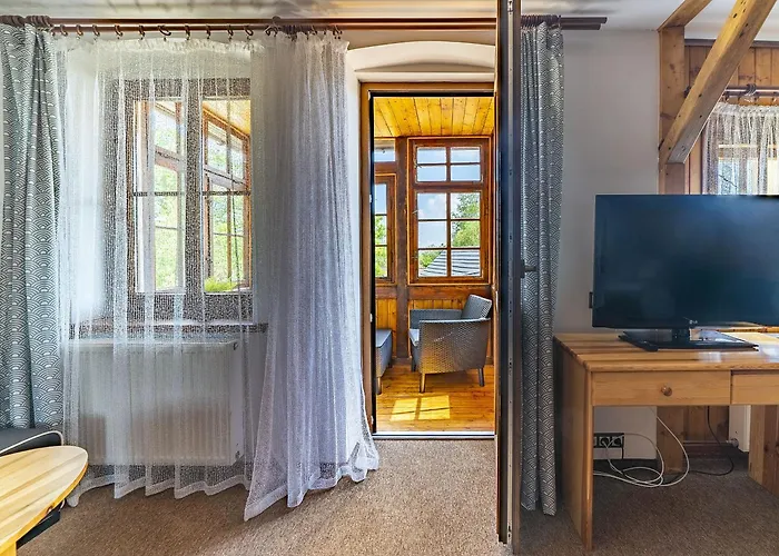 Resort Nefryt - Lodowka I Czajnik W Pokoju, Dwa Aneksy Kuchenne Ogolnodostepne, Duzy Parking Karpacz