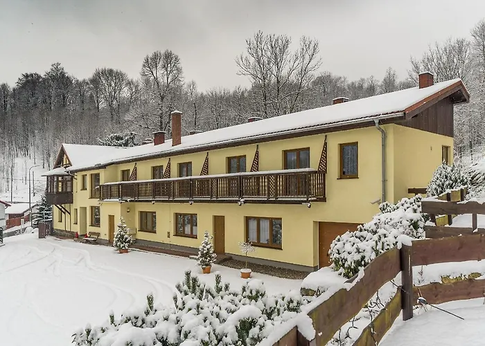 Nefryt - Lodowka I Czajnik W Pokoju, Dwa Aneksy Kuchenne Ogolnodostepne, Duzy Parking Resort